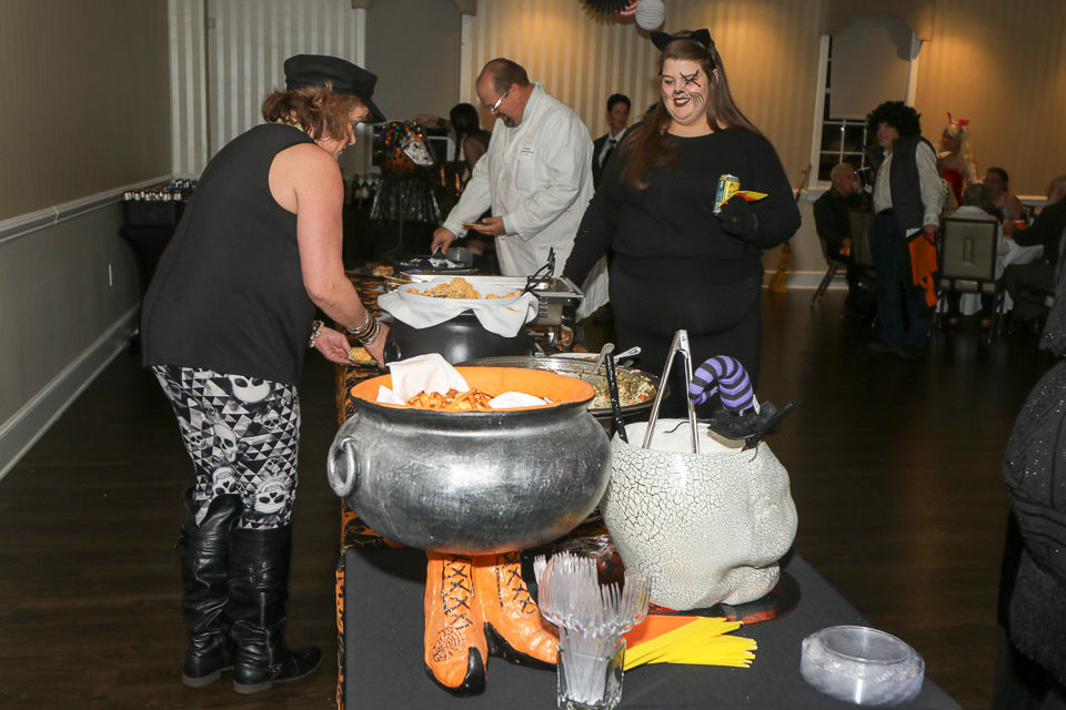 Meeting Place Mission Halloween Party_Morganton Community House 2019-9153.JPG